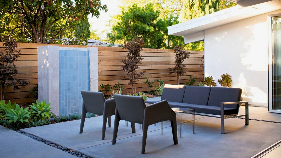 External photo of patio with external concrete