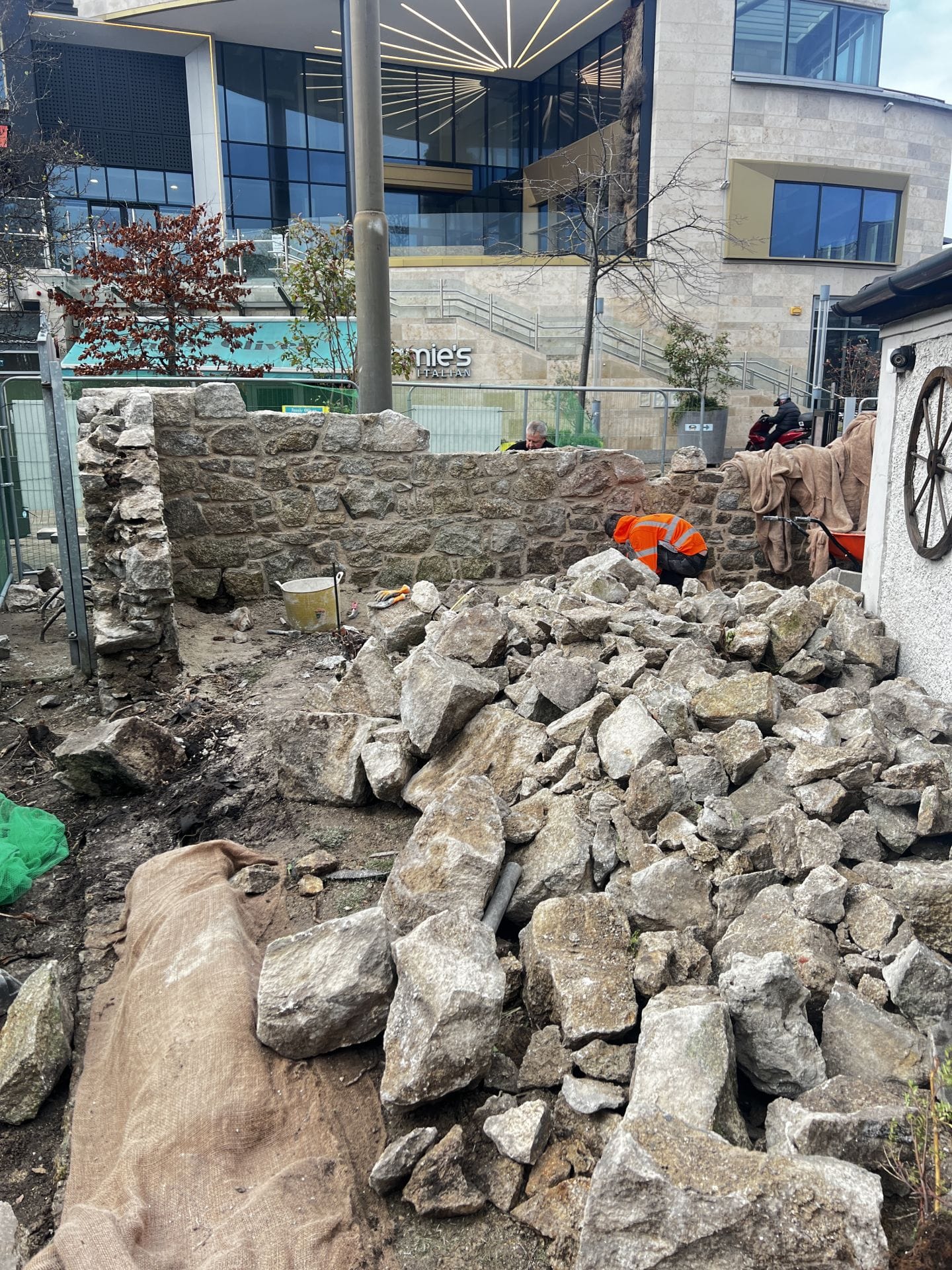 Wall C, under construction using traditional methods Wall C, under construction using traditional methods
